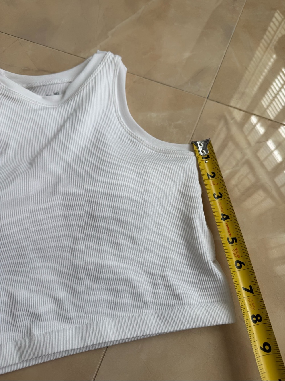 Pro-Fit Seamless Ribbed Crop Tank Top white - Picture 4 of 7